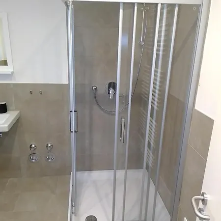 Appartamento Ruhige Zentrale Lage In *