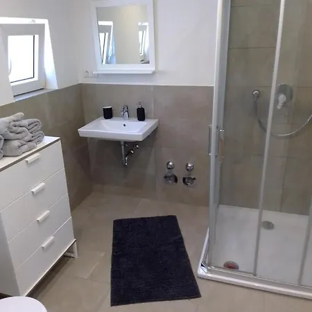 Apartment Ruhige Zentrale Lage In *