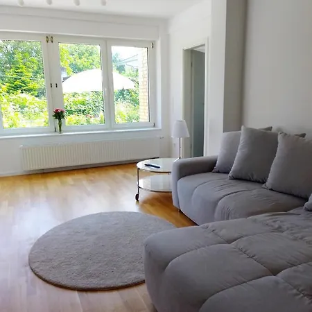 Ruhige Zentrale Lage In *