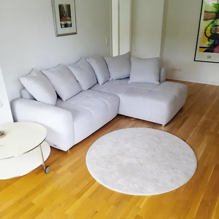 Ruhige Zentrale Lage In Διαμέρισμα *